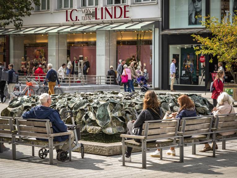 Эмиль Чимиотти | Ständehausbrunnen
